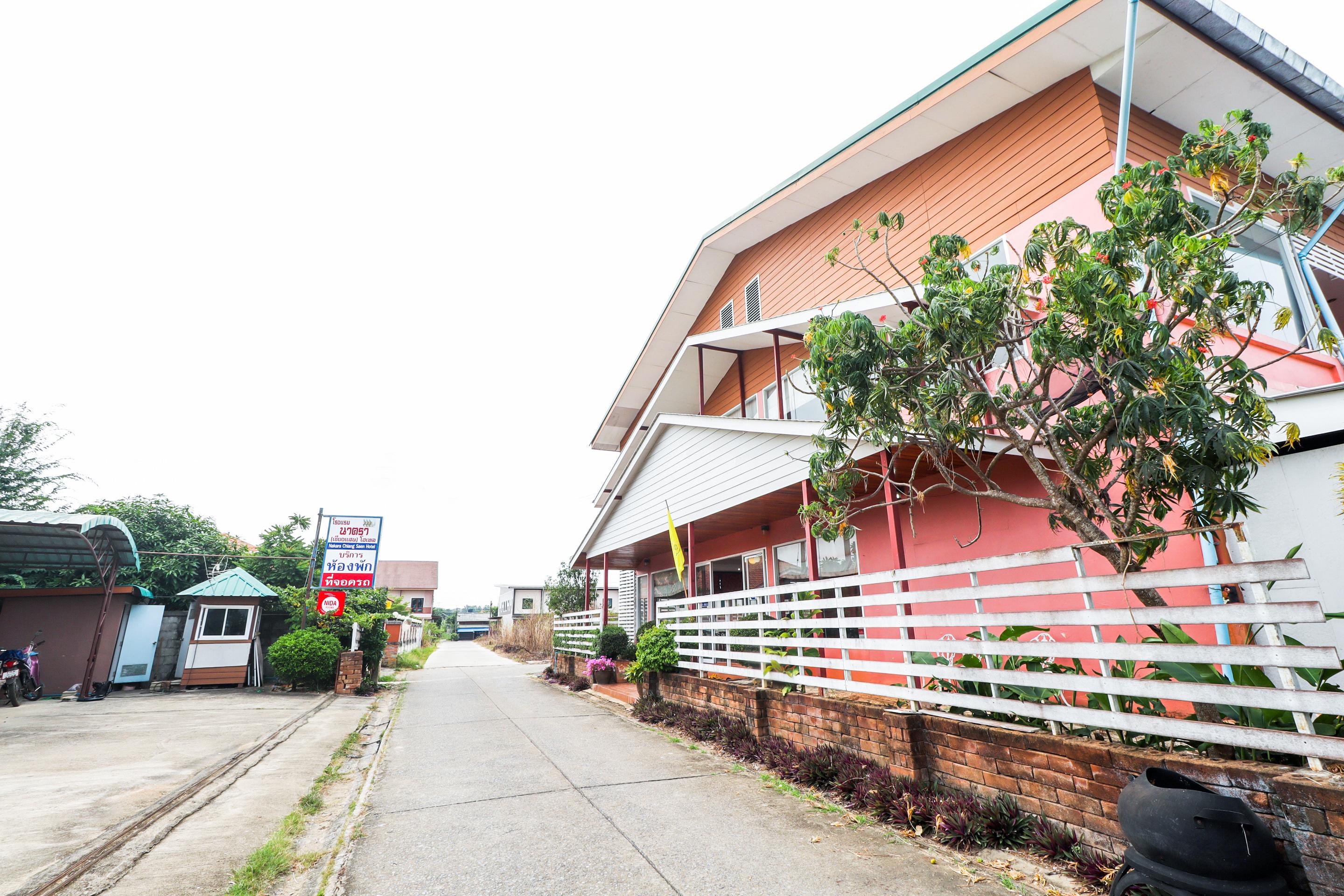 Oyo 359 Golden Nakara Place Chiang Saen Exterior photo