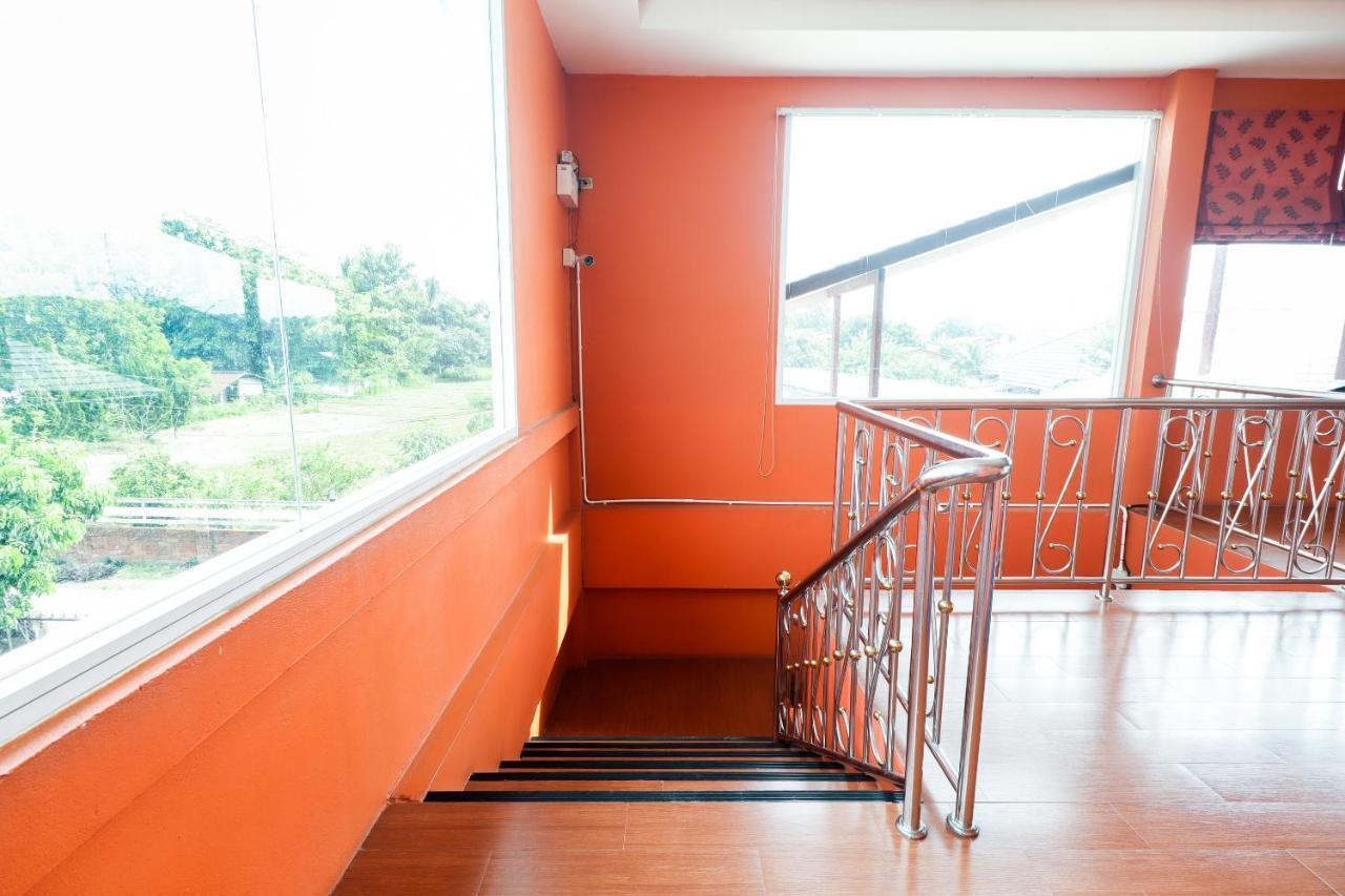Oyo 359 Golden Nakara Place Chiang Saen Exterior photo